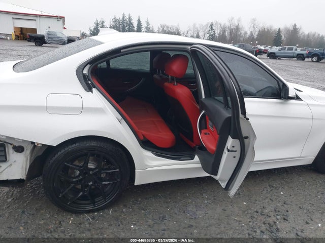 44685895 :رقم المزاد ، WBA3B3C52EF545036 vin ، 2014 Bmw 328i Xdrive مزاد بيع