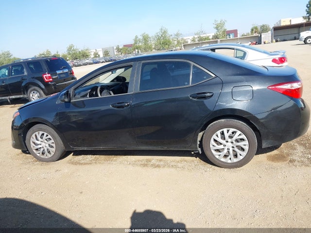 Toyota COROLLA LE 2018 5YFBURHE2JP838927 Image 14