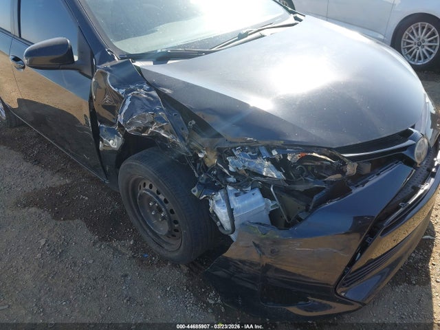 Toyota COROLLA LE 2018 5YFBURHE2JP838927 Image 6