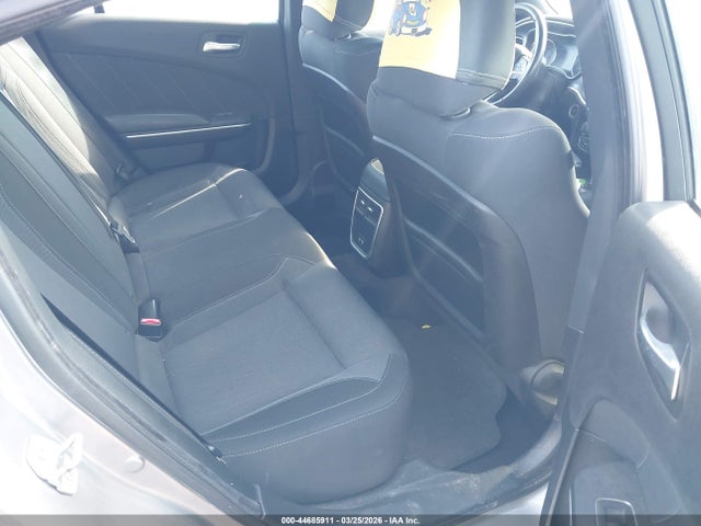 Продаж на аукціоні авто 2016 Dodge Charger Sxt, vin: 2C3CDXHG2GH246392, номер лоту: 44685911