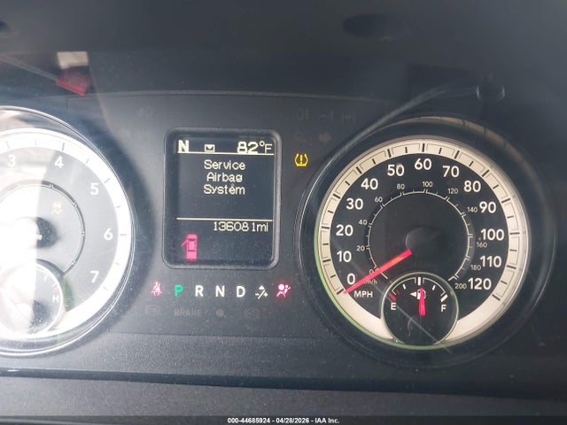 2017 Ram 1500 Express  4x2 5'7 Box მანქანა იყიდება აუქციონზე, vin: 1C6RR6KTXHS671092, აუქციონის ნომერი: 44685924