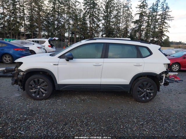 Aukcja sprzedaży 2023 Volkswagen Taos 1.5t S, vin: 3VVCX7B2XPM335503, numer aukcji: 44685933