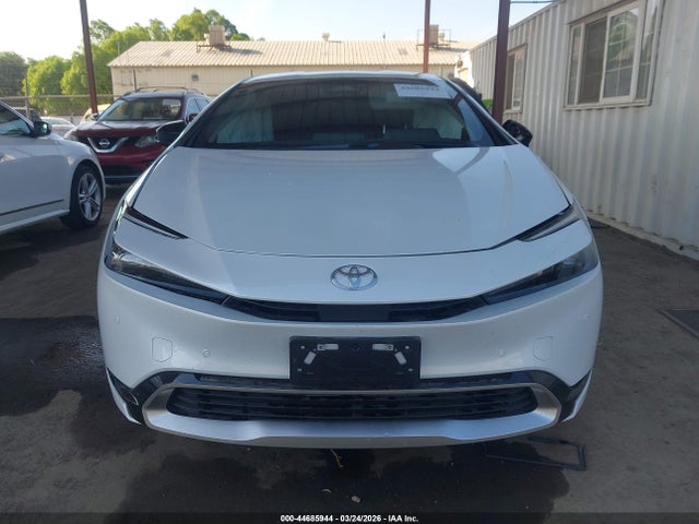 JTDACACU1T3055964 Toyota Prius Plug-in Hybrid Xse