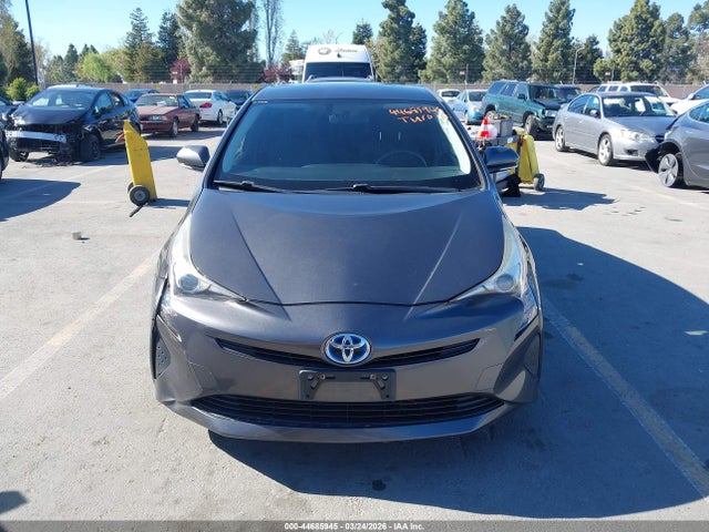 JTDKARFU6G3508583 Toyota Prius Three