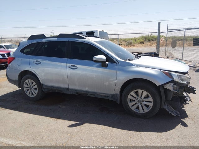 2018 Subaru Outback 2.5i Premium მანქანა იყიდება აუქციონზე, vin: 4S4BSACC4J3353495, აუქციონის ნომერი: 44685984