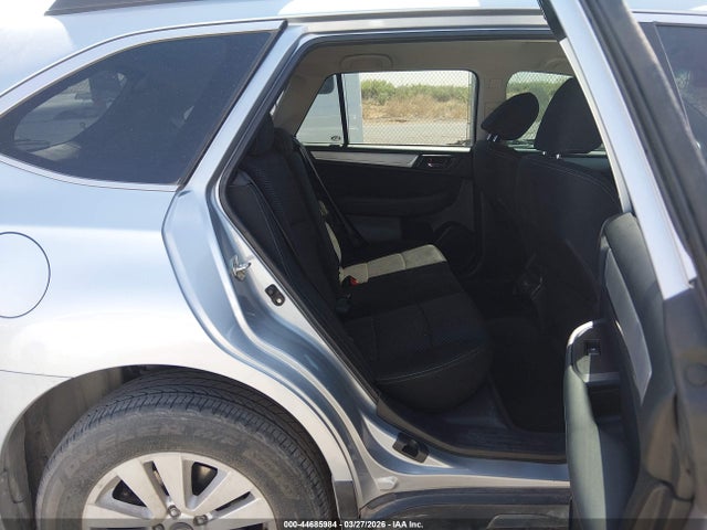 2018 Subaru Outback 2.5i Premium მანქანა იყიდება აუქციონზე, vin: 4S4BSACC4J3353495, აუქციონის ნომერი: 44685984