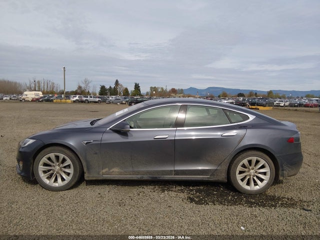 Продаж на аукціоні авто 2019 Tesla Model S 100d/75d/long Range/standard Range, vin: 5YJSA1E28KF304039, номер лоту: 44685989