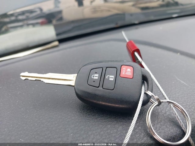 2021 TOYOTA TACOMA 3TMCZ5AN6MM384220 Photo 10