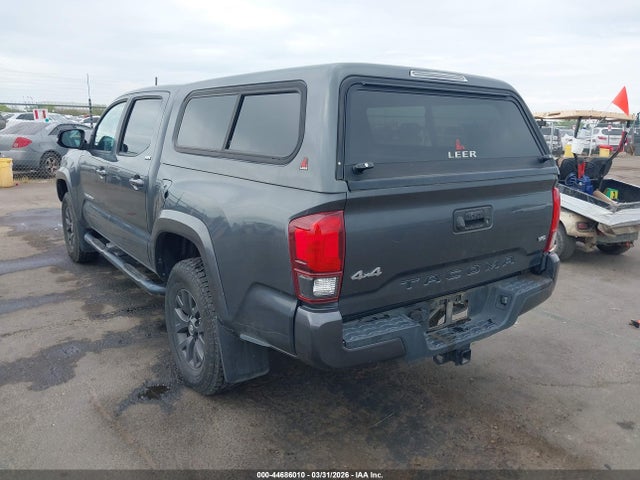 2021 TOYOTA TACOMA 3TMCZ5AN6MM384220 Photo 2