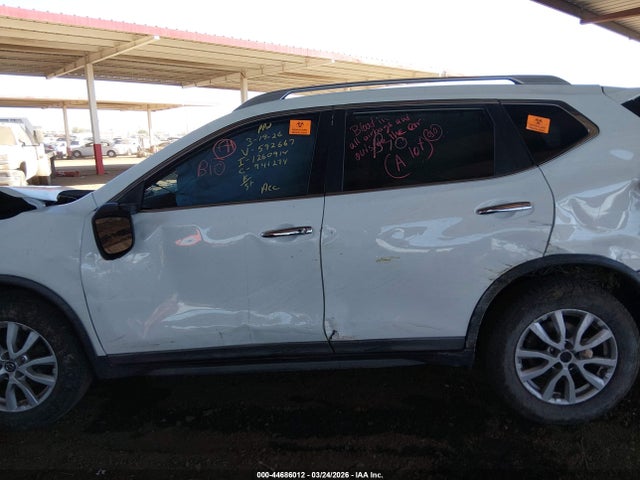 Nissan ROGUE SV 2018 KNMAT2MT4JP592667 Image 13