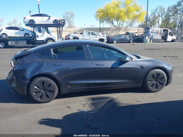 2024 Tesla Model 3 Long Range Dual Motor All-wheel Drive/rear-wheel Drive მანქანა იყიდება აუქციონზე, vin: 5YJ3E1EAXRF730311, აუქციონის ნომერი: 44686026