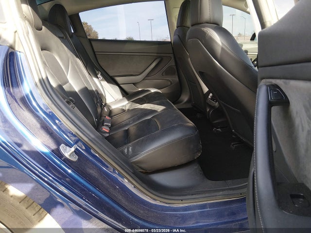 Продаж на аукціоні авто 2018 Tesla Model 3 Long Range/mid Range, vin: 5YJ3E1EA0JF160548, номер лоту: 44686078