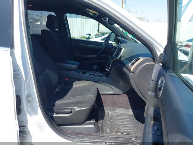 2015 JEEP GRAND CHEROKEE 1C4RJFAG1FC211282 Photo 4