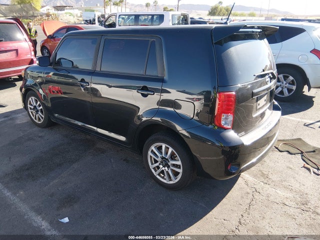 Scion XB 2014 JTLZE4FE4EJ059805 Image 3