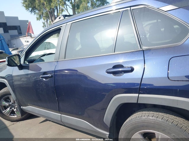 Toyota Rav4 Xle 2023 2T3W1RFV9PW246100 Image 14