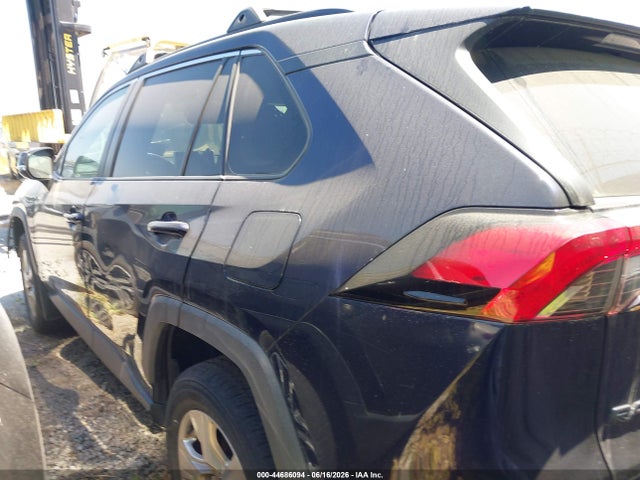 Toyota Rav4 Xle 2023 2T3W1RFV9PW246100 Image 3