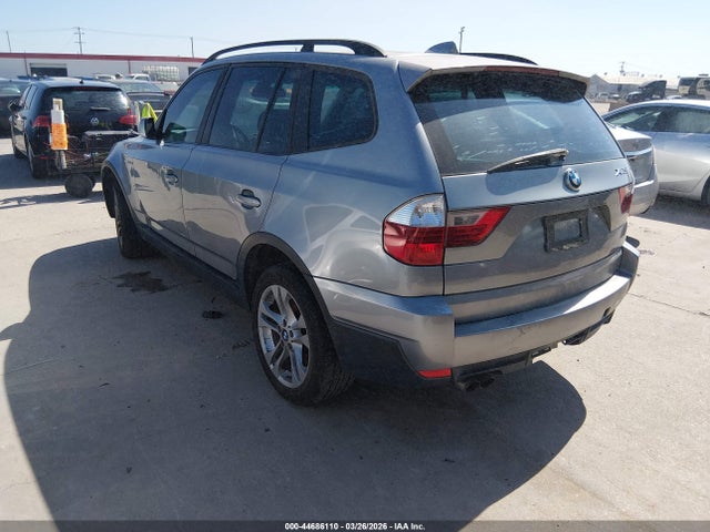 2007 BMW X3 WBXPC934X7WF24374 Photo 2