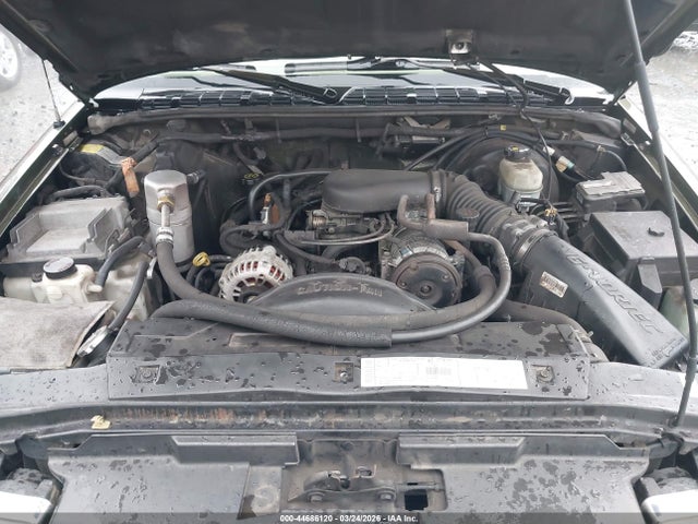 44686120 :رقم المزاد ، 1GNDT13W612228189 vin ، 2001 Chevrolet Blazer Ls مزاد بيع