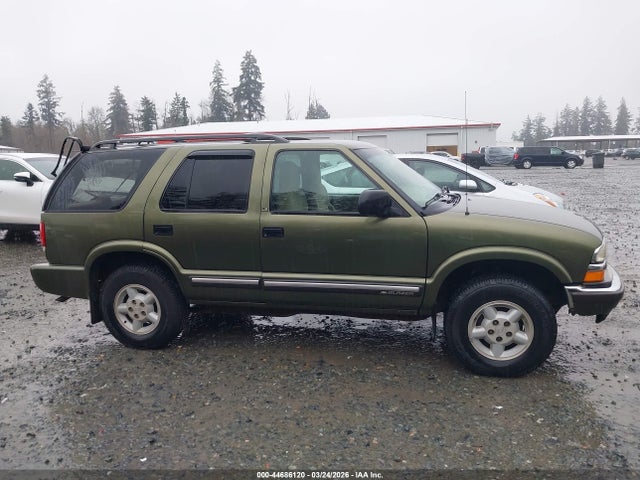 44686120 :رقم المزاد ، 1GNDT13W612228189 vin ، 2001 Chevrolet Blazer Ls مزاد بيع