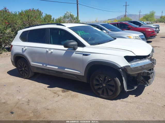 Продаж на аукціоні авто 2022 Volkswagen Taos 1.5t S, vin: 3VVDX7B23NM024061, номер лоту: 44686123
