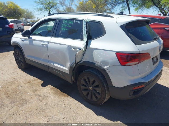 Продаж на аукціоні авто 2022 Volkswagen Taos 1.5t S, vin: 3VVDX7B23NM024061, номер лоту: 44686123