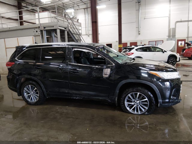 Toyota Highlander Xle 2018 5TDJZRFH3JS541635 Image 14