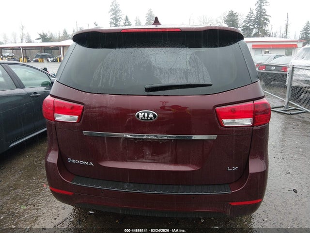 KIA SEDONA LX 2017 KNDMB5C14H6340032 Image 17