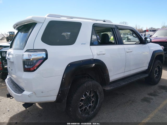 44686150 :رقم المزاد ، JTEBU5JR1H5450127 vin ، 2017 Toyota 4runner مزاد بيع