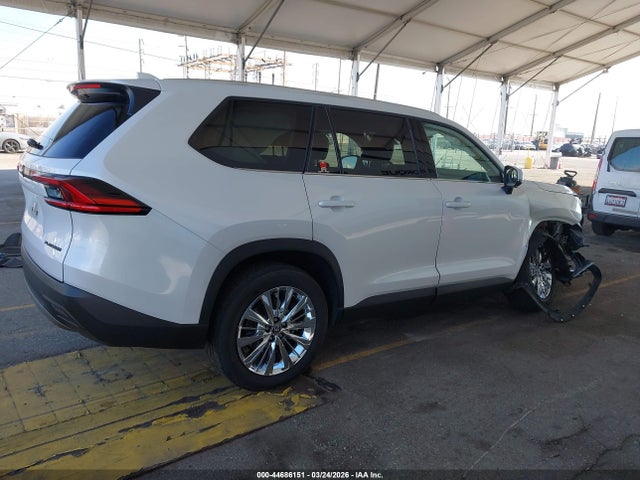 Toyota Grand Highlander Platinum 2025 5TDAAAB53SS074710 Image 13