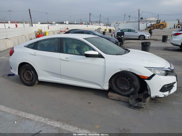 Honda Civic Lx 2018 2HGFC2F51JH564271 Image 13