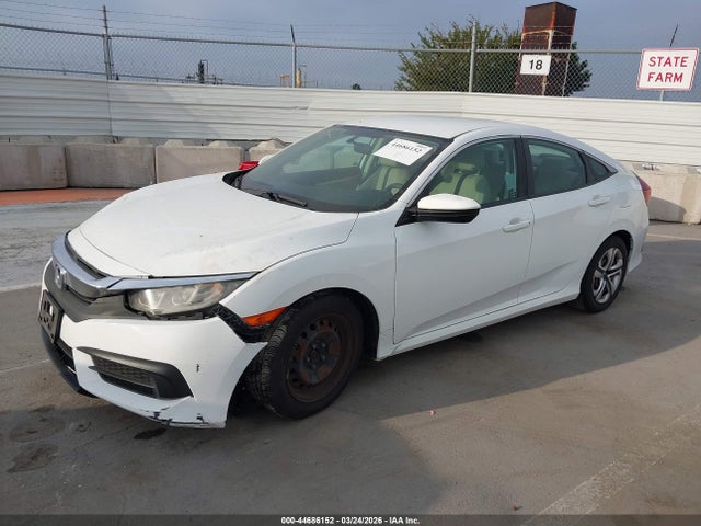 Honda Civic Lx 2018 2HGFC2F51JH564271 Image 2