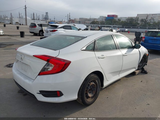Honda Civic Lx 2018 2HGFC2F51JH564271 Image 4