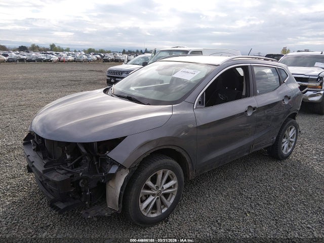 JN1BJ1CR8KW313418 Nissan Rogue Sport Sv