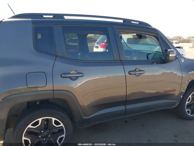 Jeep Renegade Trailhawk 2016 ZACCJBCTXGPD65172 Image 14