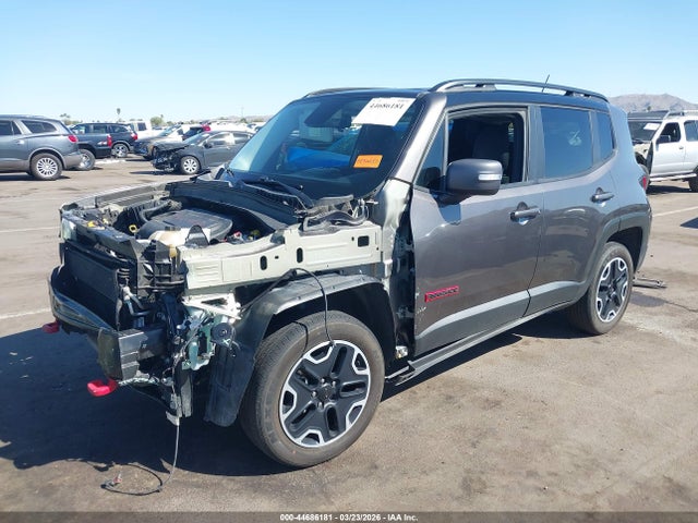 Jeep Renegade Trailhawk 2016 ZACCJBCTXGPD65172 Image 2