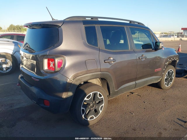 Jeep Renegade Trailhawk 2016 ZACCJBCTXGPD65172 Image 4