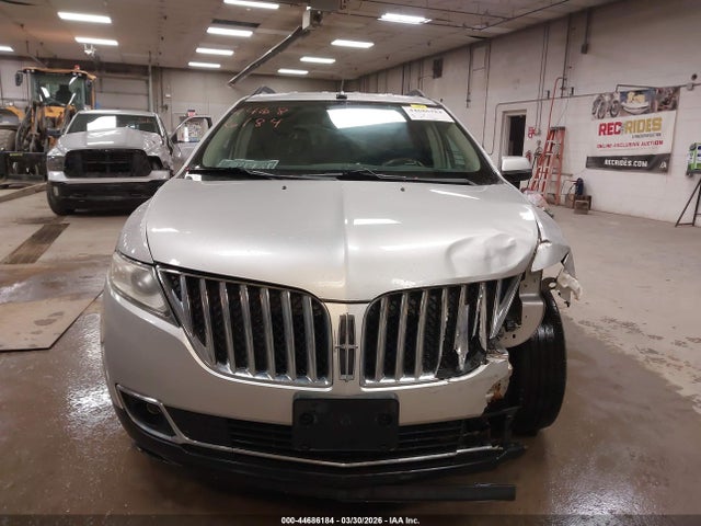 Продаж на аукціоні авто 2011 Lincoln Mkx, vin: 2LMDJ8JK2BBJ30912, номер лоту: 44686184