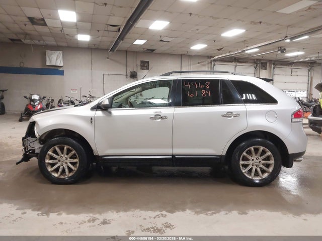 Продаж на аукціоні авто 2011 Lincoln Mkx, vin: 2LMDJ8JK2BBJ30912, номер лоту: 44686184