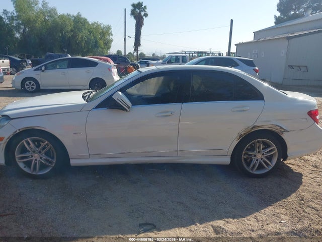 Aukcja sprzedaży 2012 Mercedes-benz C 250 Sport, vin: WDDGF4HBXCA647004, numer aukcji: 44686185