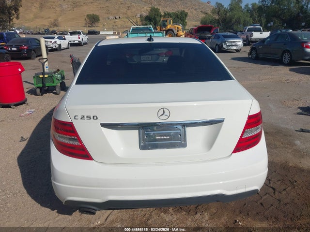 Aukcja sprzedaży 2012 Mercedes-benz C 250 Sport, vin: WDDGF4HBXCA647004, numer aukcji: 44686185