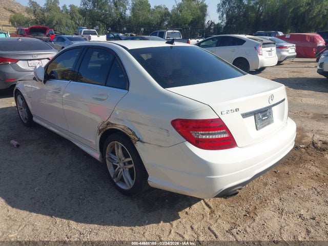 Aukcja sprzedaży 2012 Mercedes-benz C 250 Sport, vin: WDDGF4HBXCA647004, numer aukcji: 44686185
