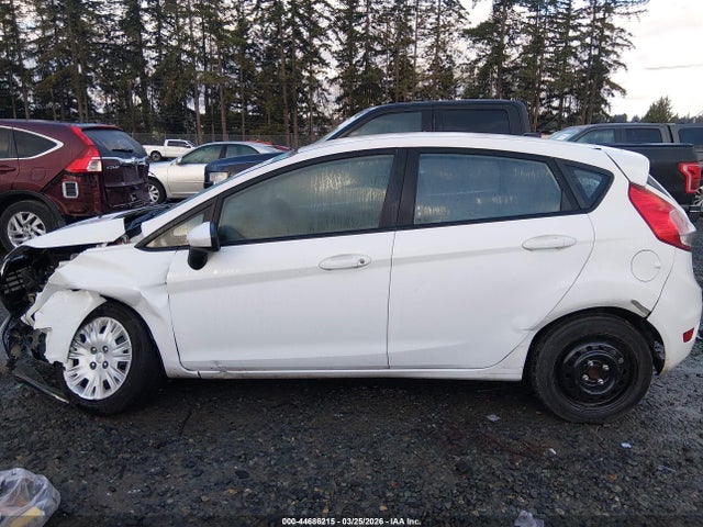 3FADP4TJ8GM171696 Ford FIESTA S