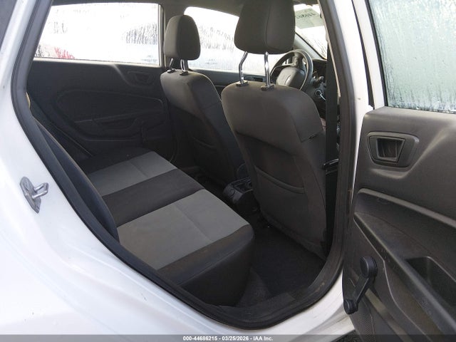 3FADP4TJ8GM171696 Ford FIESTA S