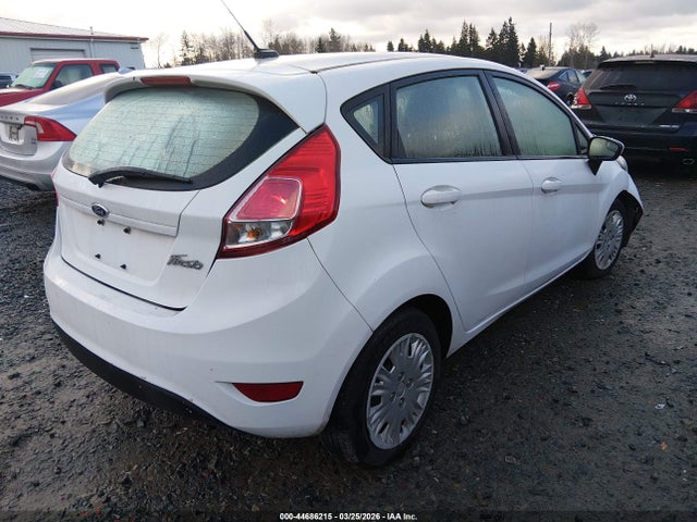 3FADP4TJ8GM171696 Ford FIESTA S