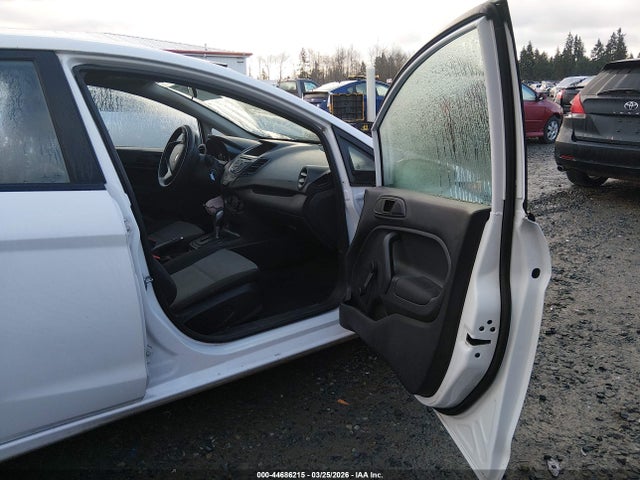 3FADP4TJ8GM171696 Ford FIESTA S