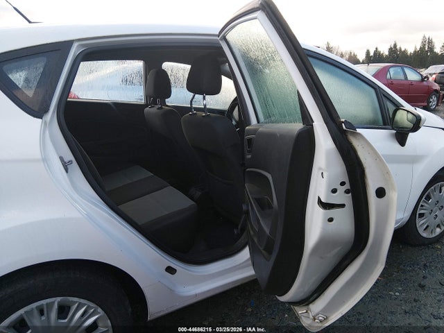 3FADP4TJ8GM171696 Ford FIESTA S