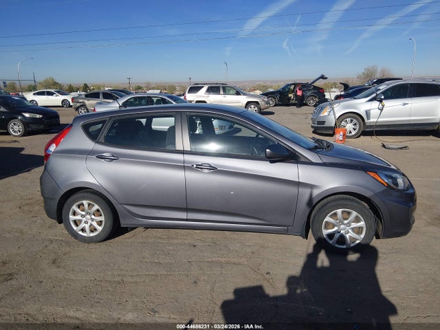2014 Hyundai Accent Gs მანქანა იყიდება აუქციონზე, vin: KMHCT5AEXEU185908, აუქციონის ნომერი: 44686231