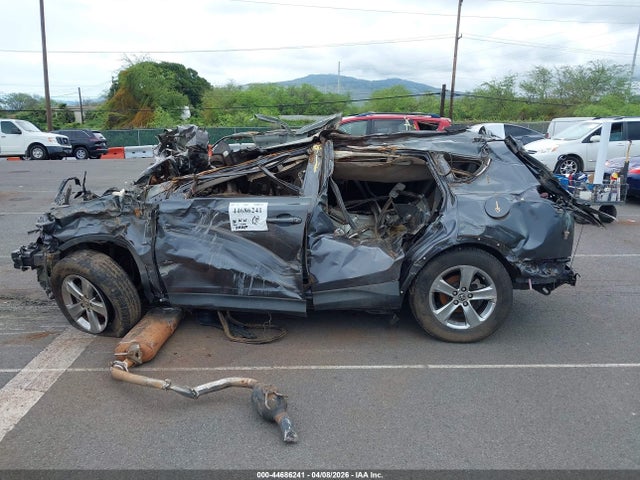Toyota Rav4 Xle 2015 JTMWFREV5FD058950 Image 13