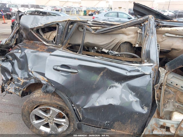 Toyota Rav4 Xle 2015 JTMWFREV5FD058950 Image 8