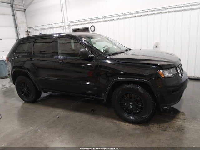 1C4RJFAG0JC331065 Jeep Grand Cherokee Altitude 4x4